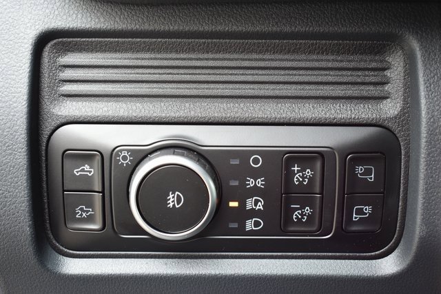 New 2025 Ford F250 Lariat w/ Lariat Ultimate Package image 17