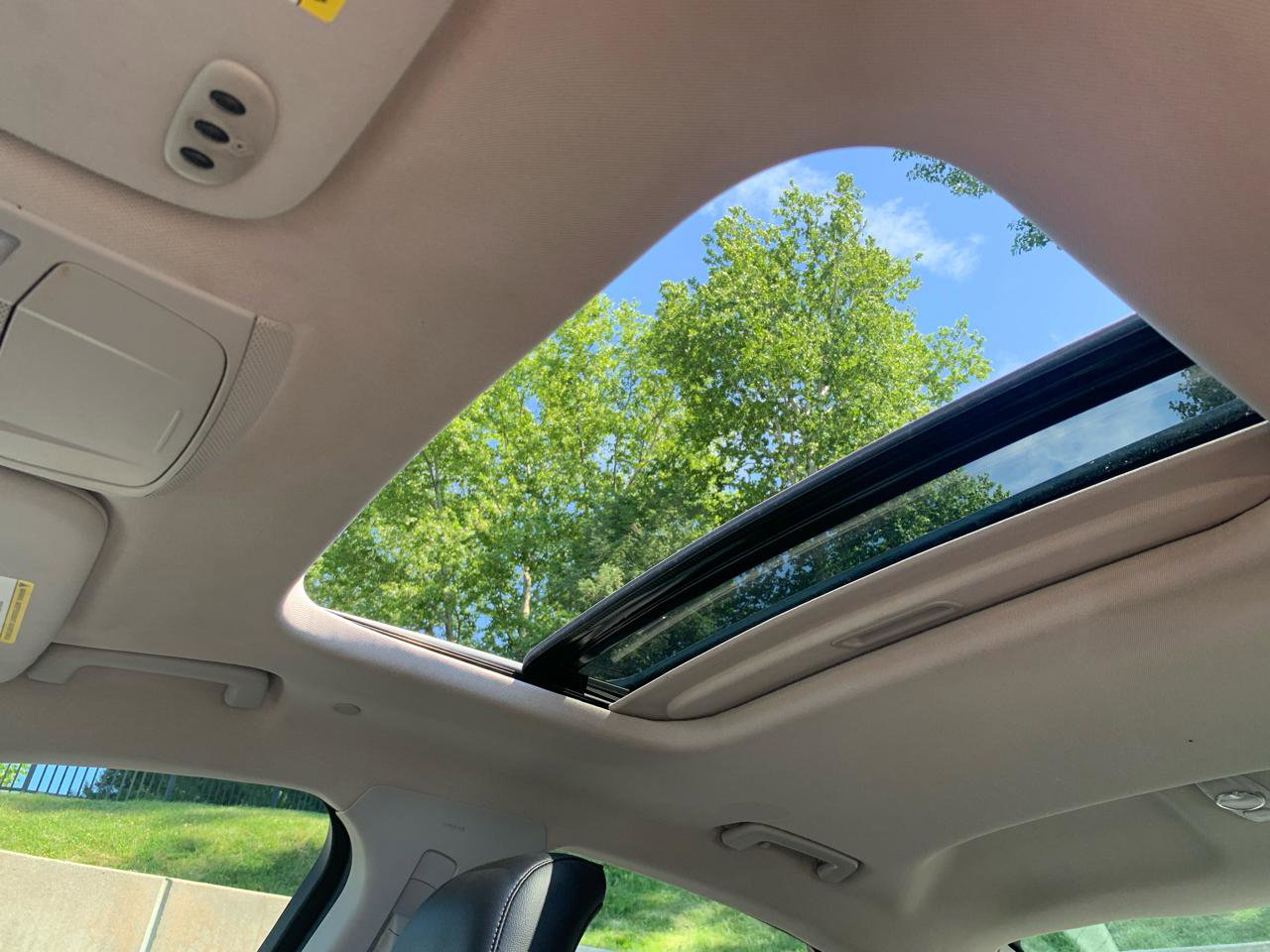 Used 2014 Ford Fusion Energi Titanium FWD image 20