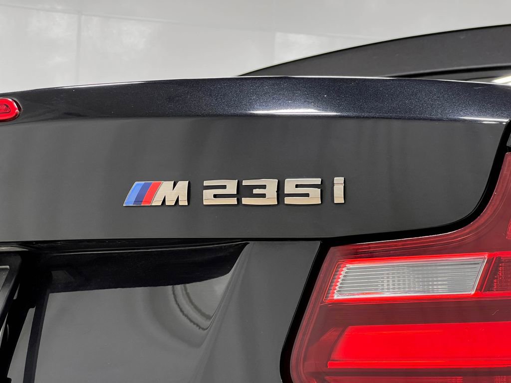 Used 2016 BMW M235i Convertible RWD image 39
