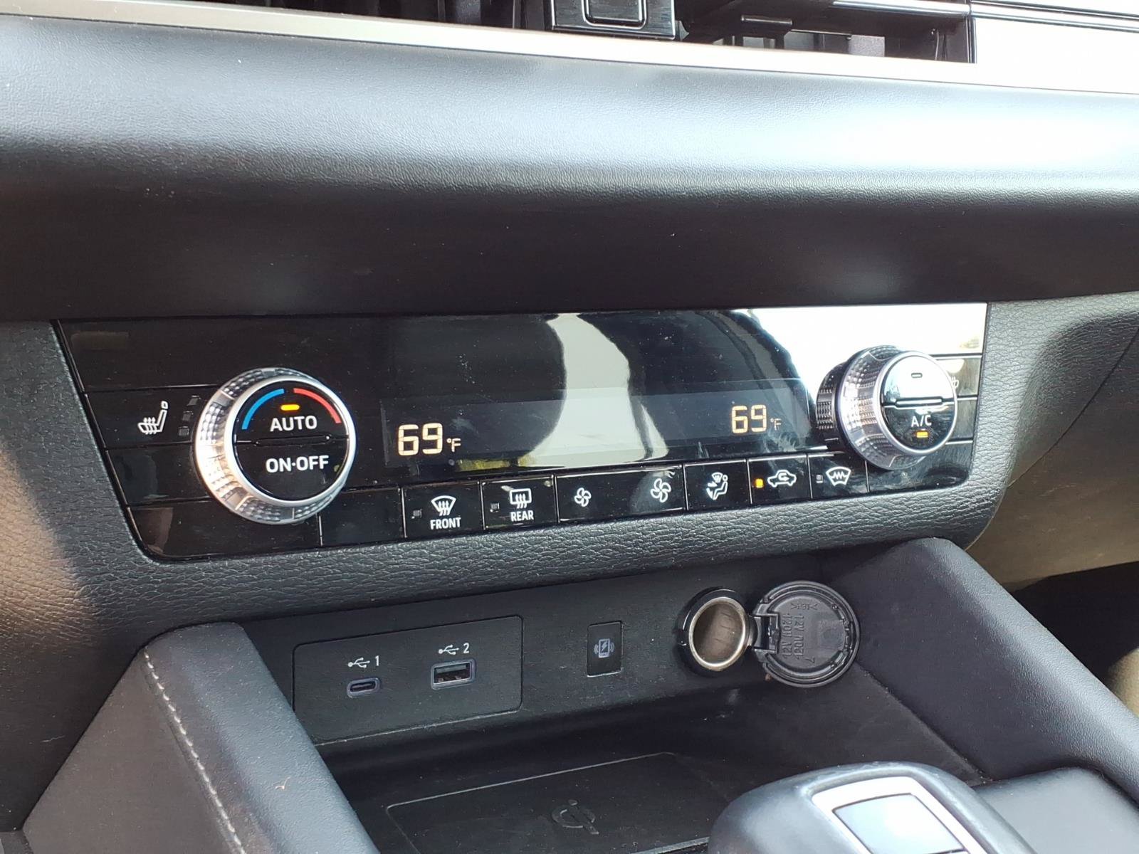 Used 2024 Mitsubishi Outlander SE AWD/4WD image 11