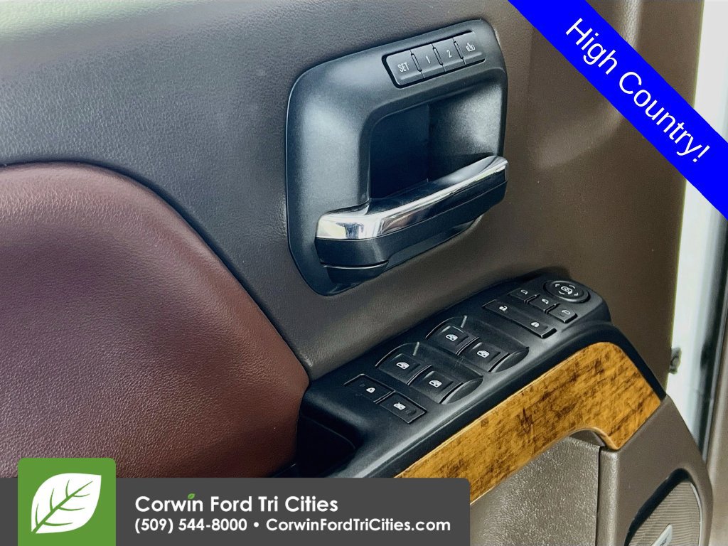 Used 2017 Chevrolet Silverado 1500 High Country AWD/4WD image 11