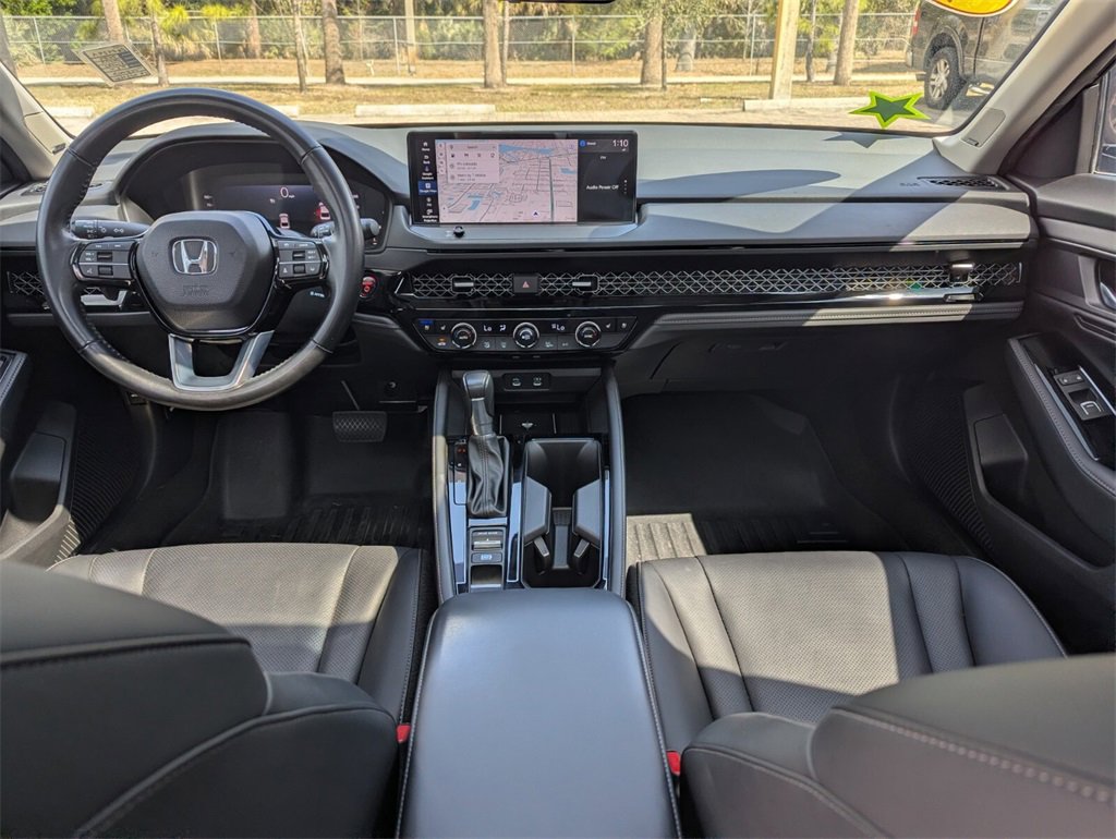 Used 2024 Honda Accord Touring image 5