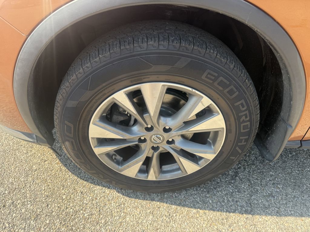 Used 2016 Nissan Murano S w/ Navigation Package image 16