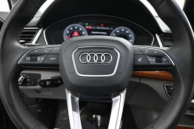 Used 2023 Audi Q5 2.0T Premium Plus w/ Premium Plus Package AWD/4WD image 14
