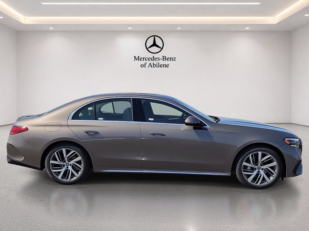 New 2025 Mercedes-Benz E 350 4MATIC Sedan image 9