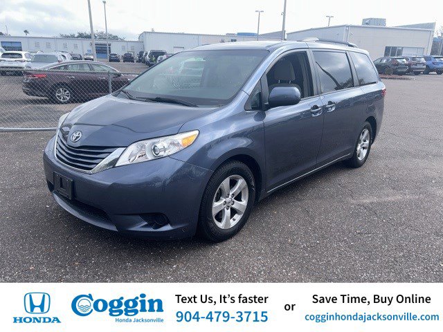 Used 2015 Toyota Sienna LE
