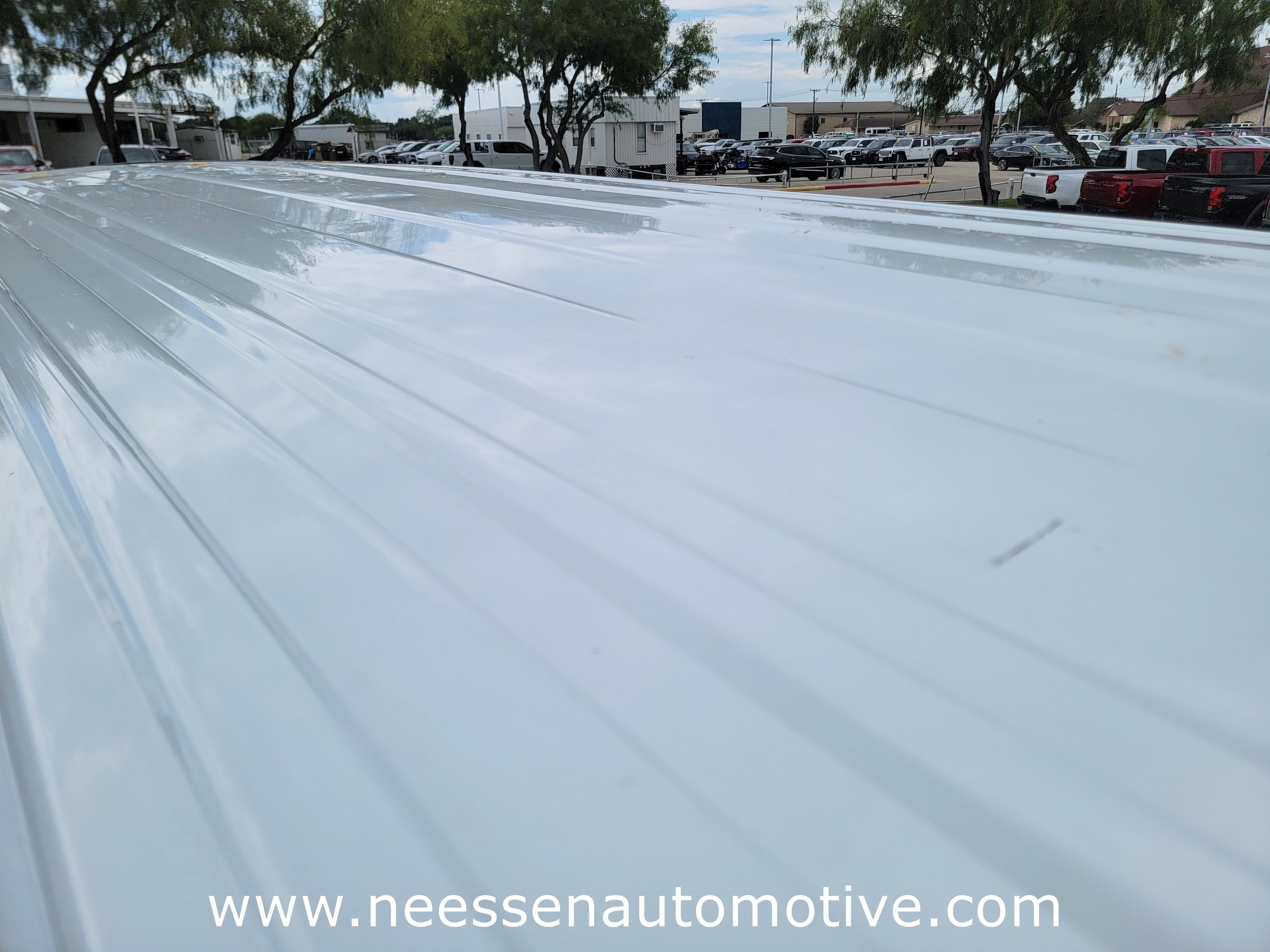 Used 2023 Chevrolet Express 2500 w/ Driver Convenience Package image 8