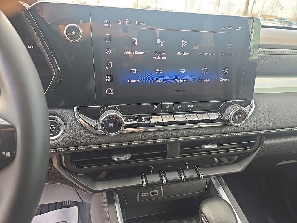 Used 2024 Chevrolet Colorado LT w/ LT Convenience Package image 23