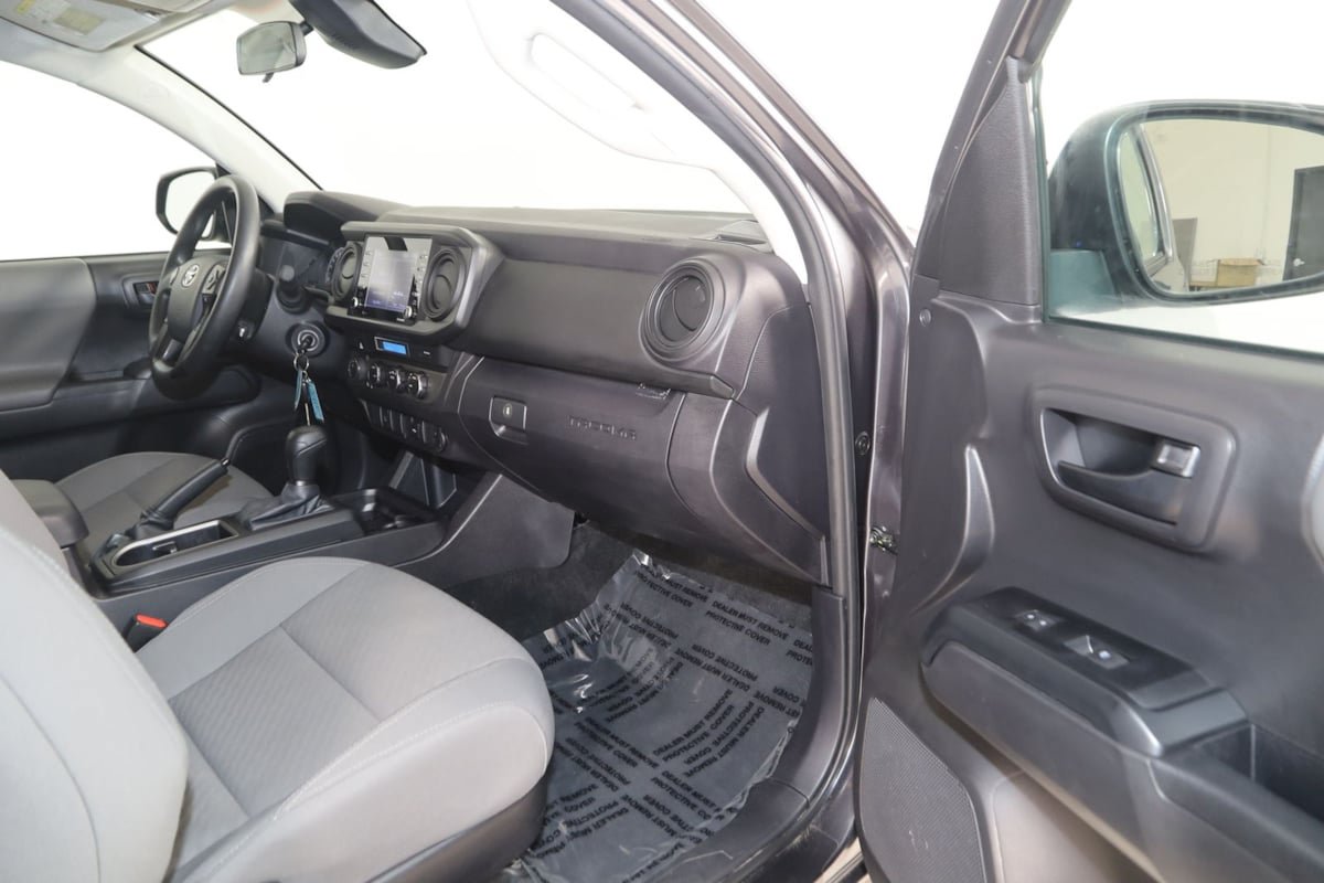 Used 2023 Toyota Tacoma SR AWD/4WD image 35