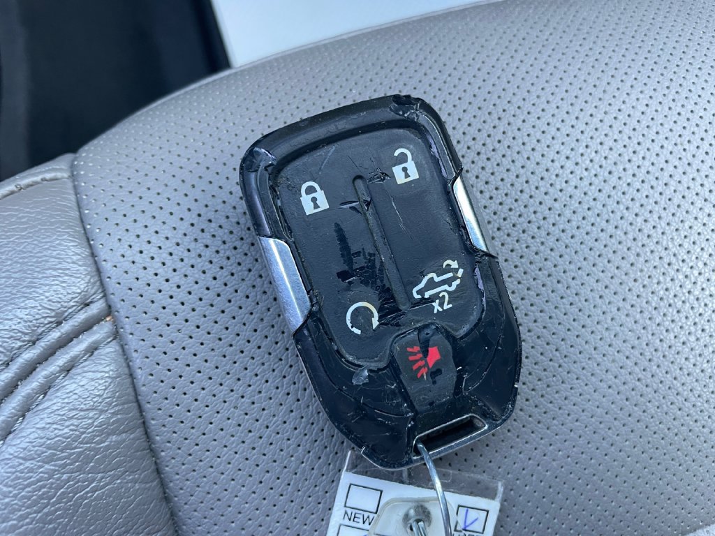 Certified 2019 Chevrolet Silverado 1500 LTZ w/ LTZ Convenience Package AWD/4WD image 26