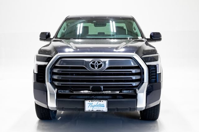 Used 2023 Toyota Tundra Limited w/ Power Package AWD/4WD image 4