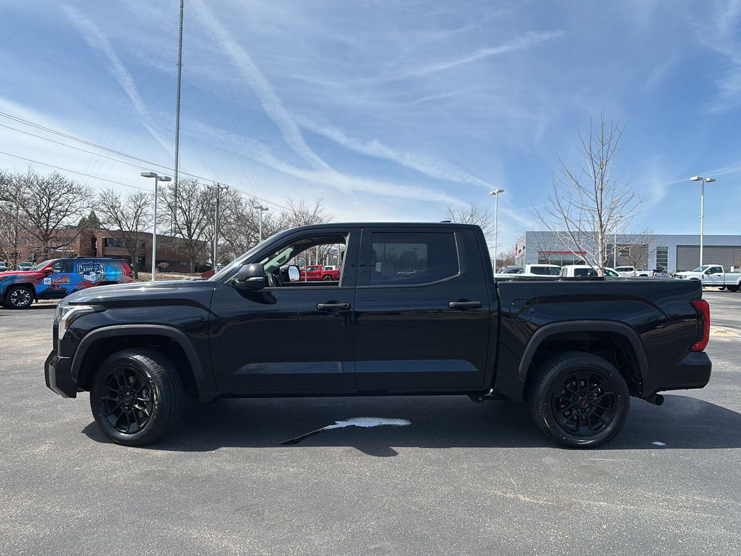Used 2022 Toyota Tundra SR5 AWD/4WD image 24