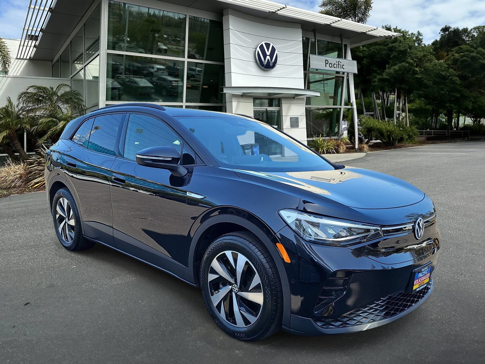 Certified 2023 Volkswagen ID.4 Pro RWD image 3