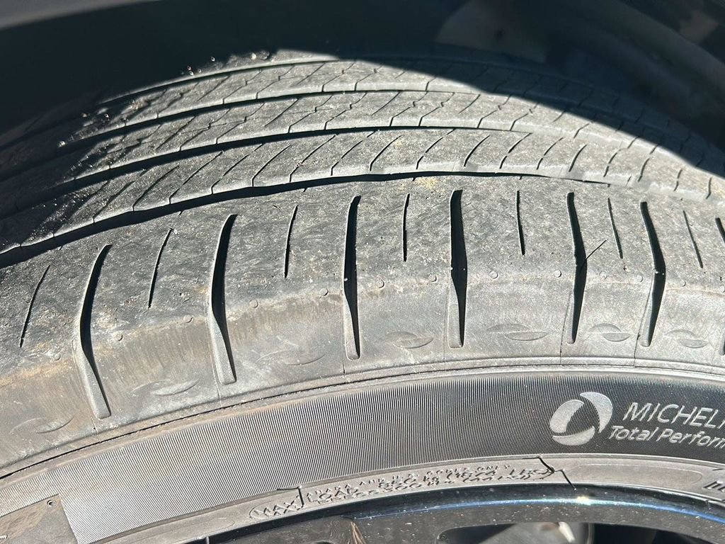 Used 2023 Chevrolet Blazer LT image 27