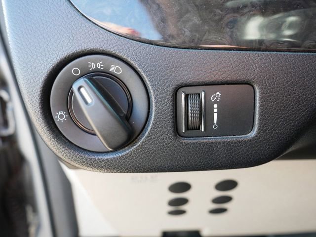 Used 2016 Dodge Grand Caravan SE w/ Quick Order Package 29E SE FWD image 25