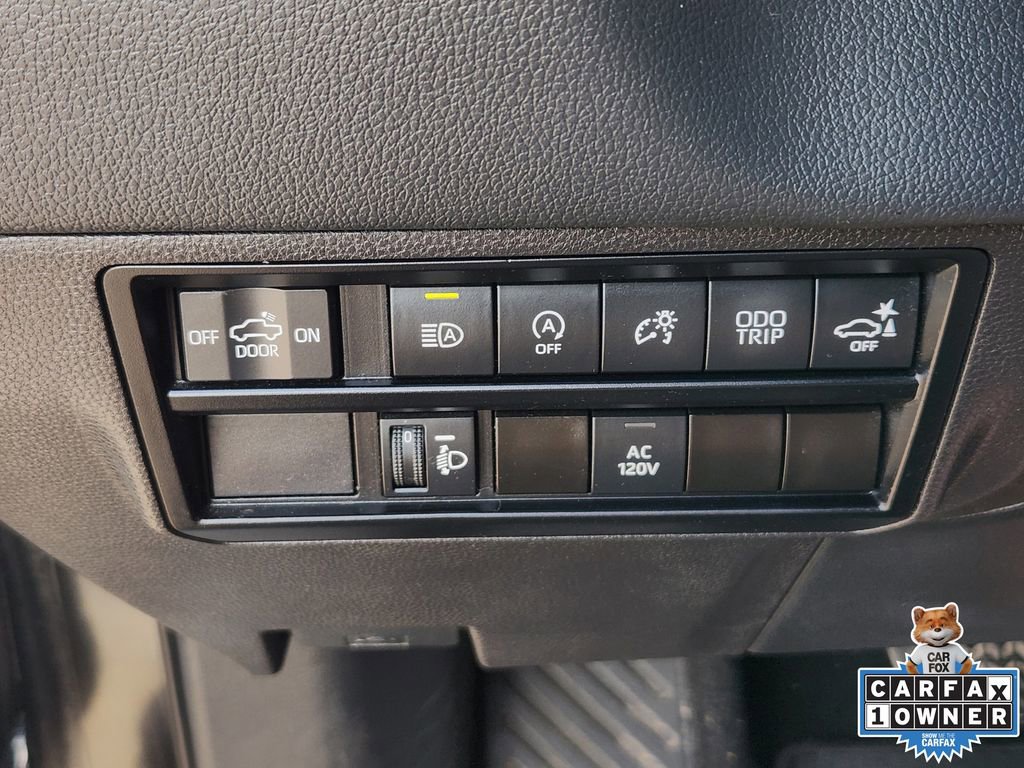 Used 2024 Toyota Tundra Limited image 26