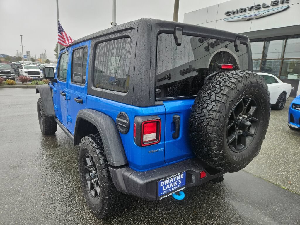 Used 2024 Jeep Wrangler Unlimited AWD/4WD image 3