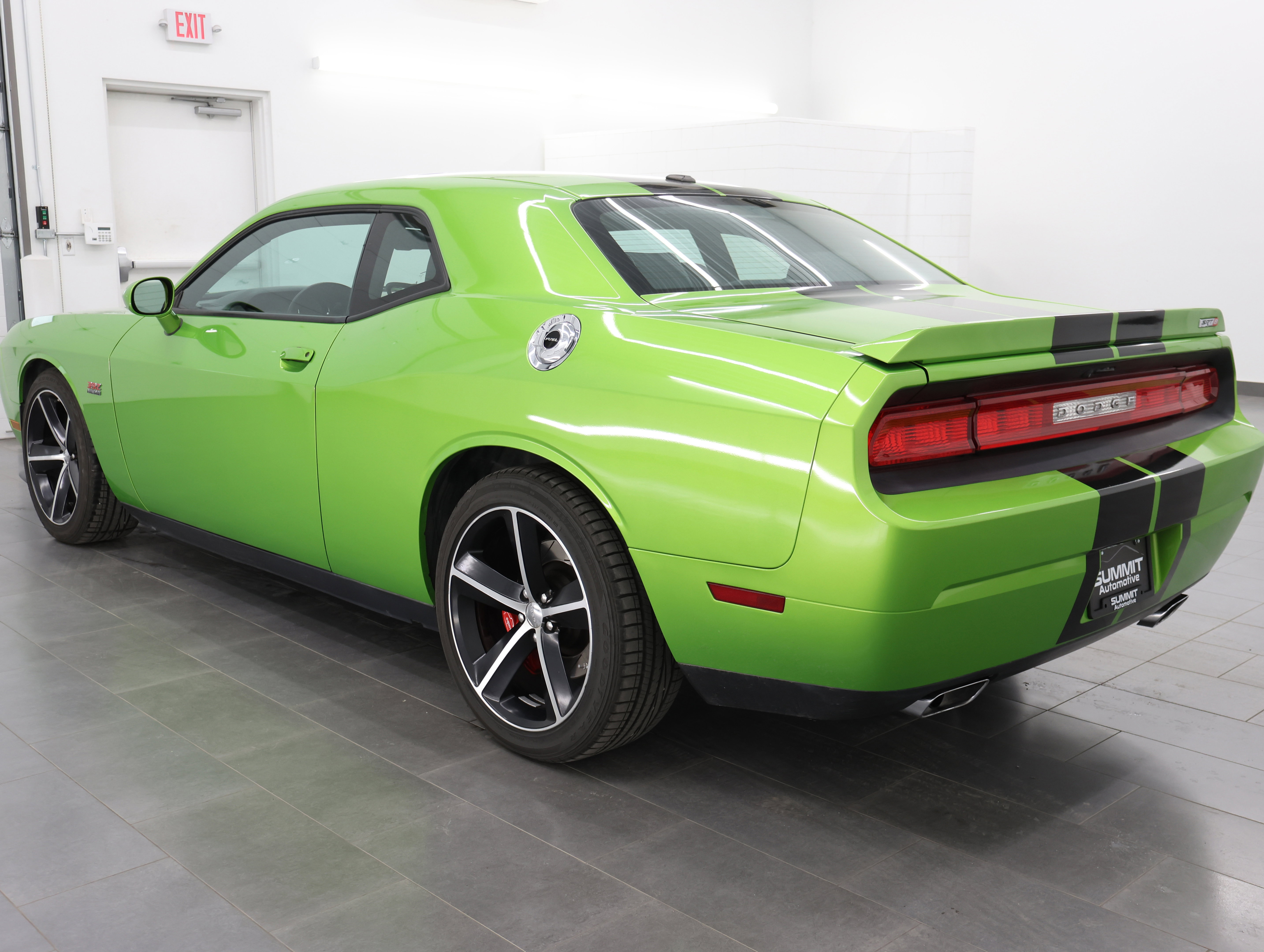 Used 2011 Dodge Challenger SRT8 w/ Green w/Envy Group image 6