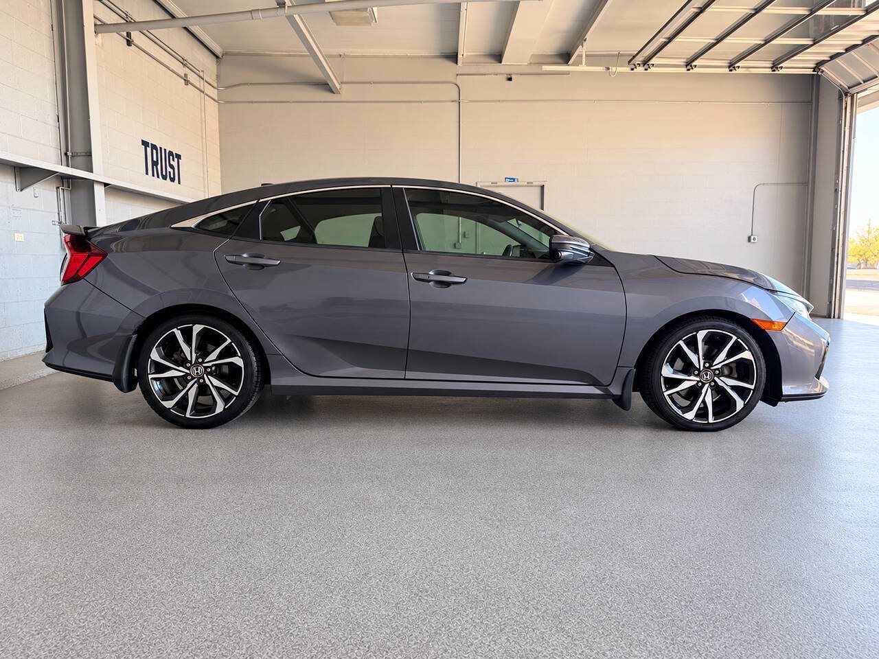 Used 2018 Honda Civic Si image 6