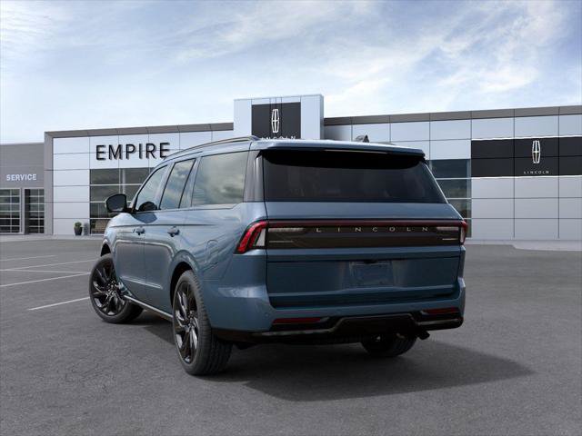 New 2027 Lincoln Navigator Reserve w/ Jet Appearance Package AWD/4WD image 8