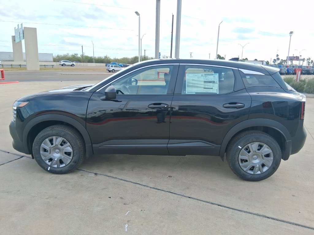 New 2026 Nissan Kicks S image 3