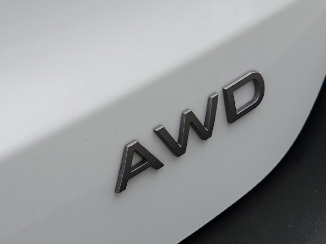New 2025 Nissan Kicks S AWD/4WD image 8