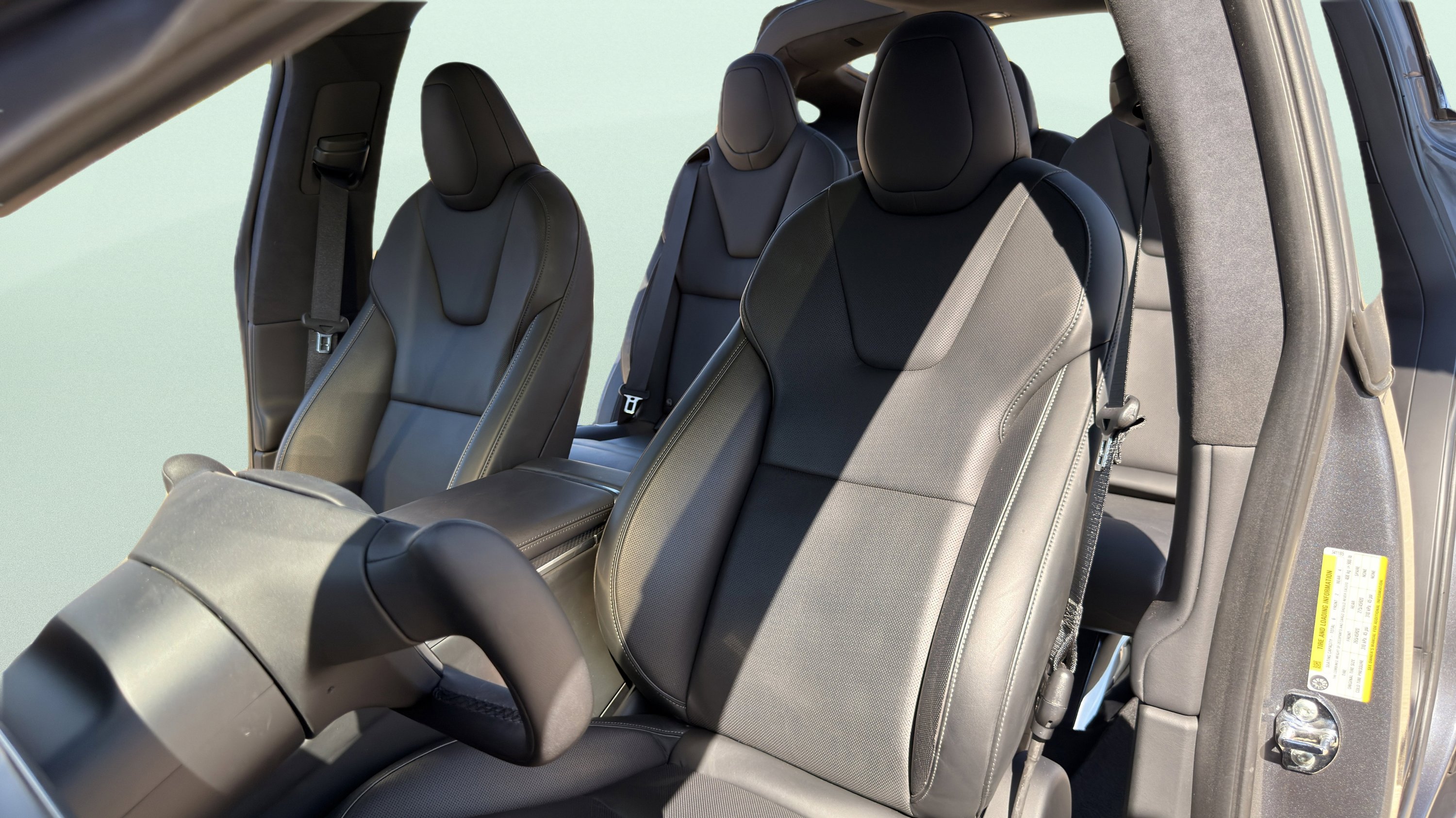 Used 2022 Tesla Model X Plaid image 14