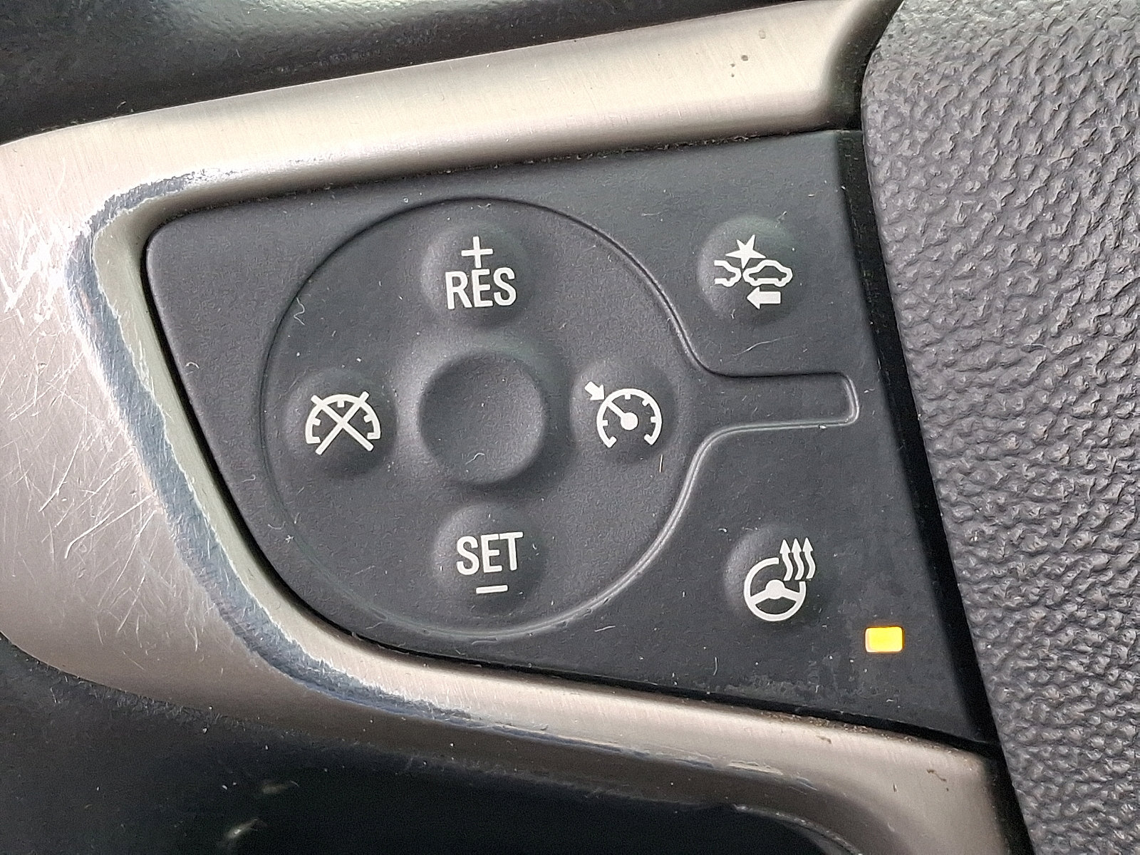 Certified 2021 GMC Canyon Denali image 22