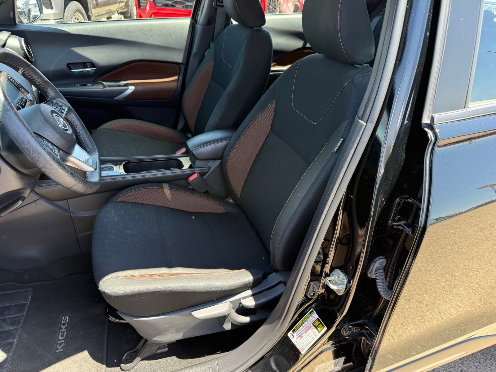 Used 2024 Nissan Kicks SR FWD image 30