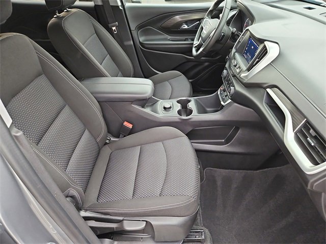 Used 2024 GMC Terrain SLE image 15