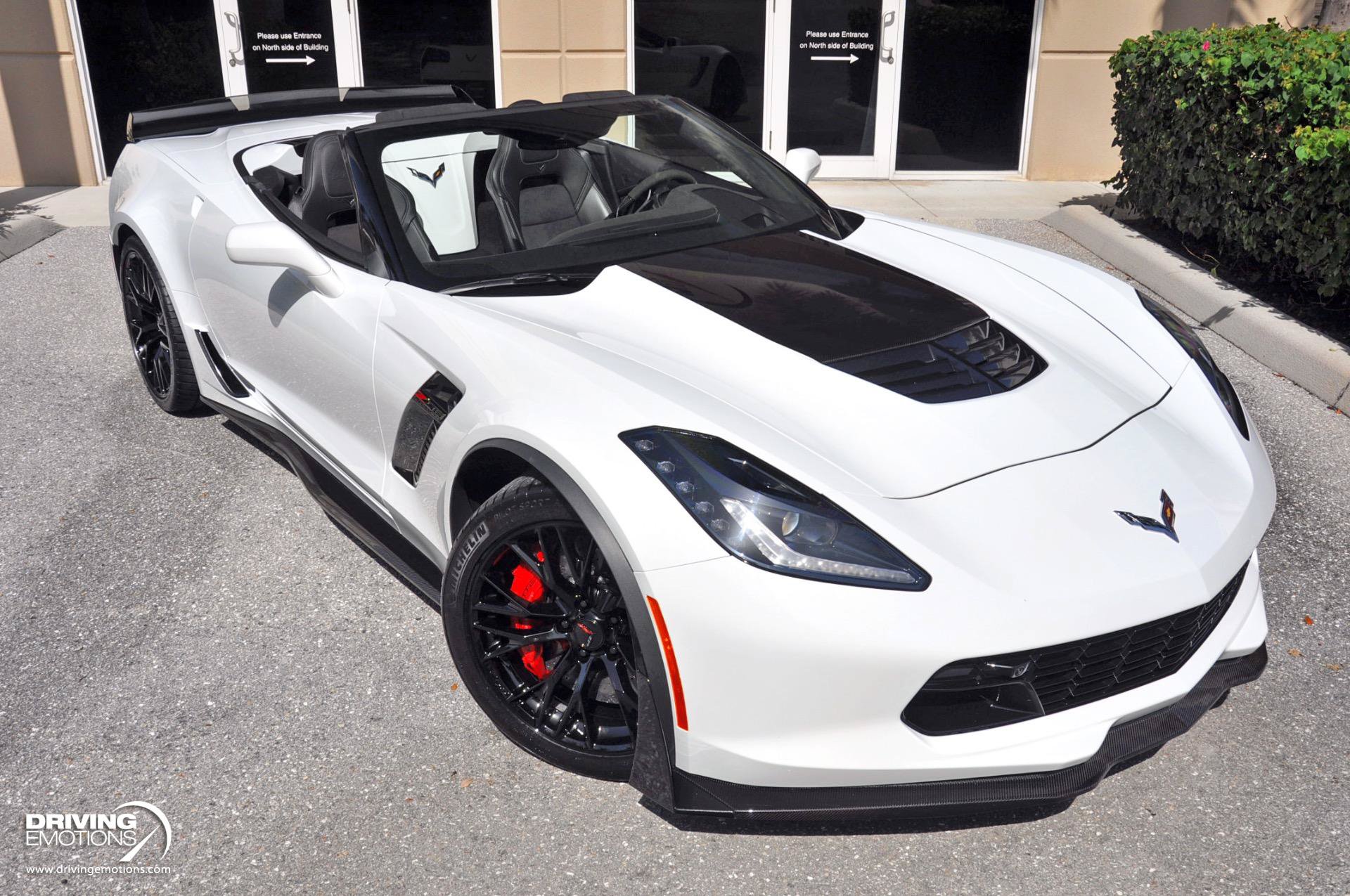 Used 2019 Chevrolet Corvette Z06 RWD image 2