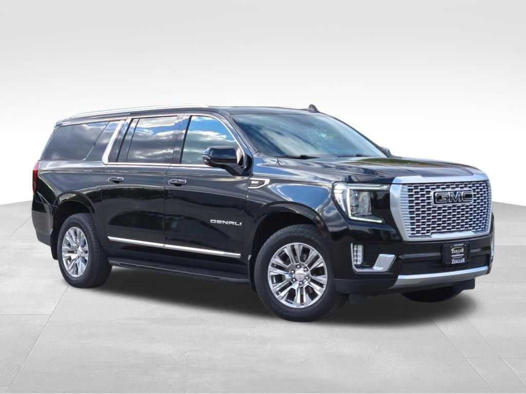Used 2023 GMC Yukon XL Denali AWD/4WD image 1