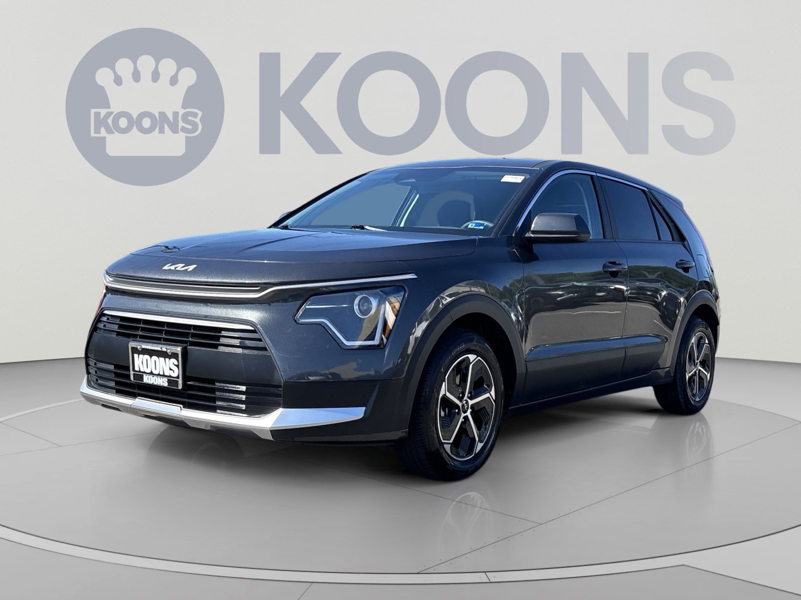 Used 2025 Kia Niro LX FWD image 1