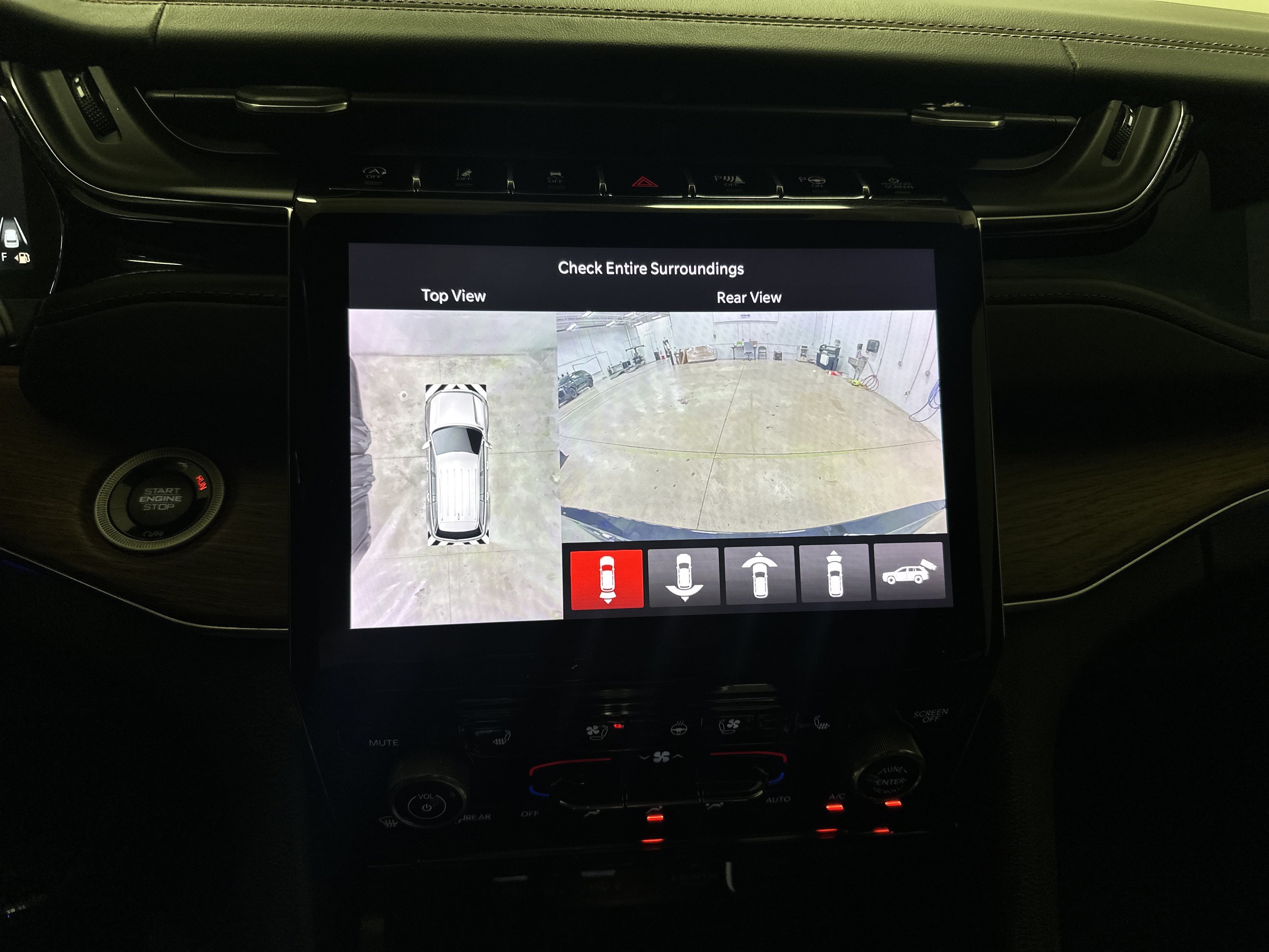Used 2022 Jeep Grand Cherokee Summit w/ Adv Protech Group IV AWD/4WD image 25