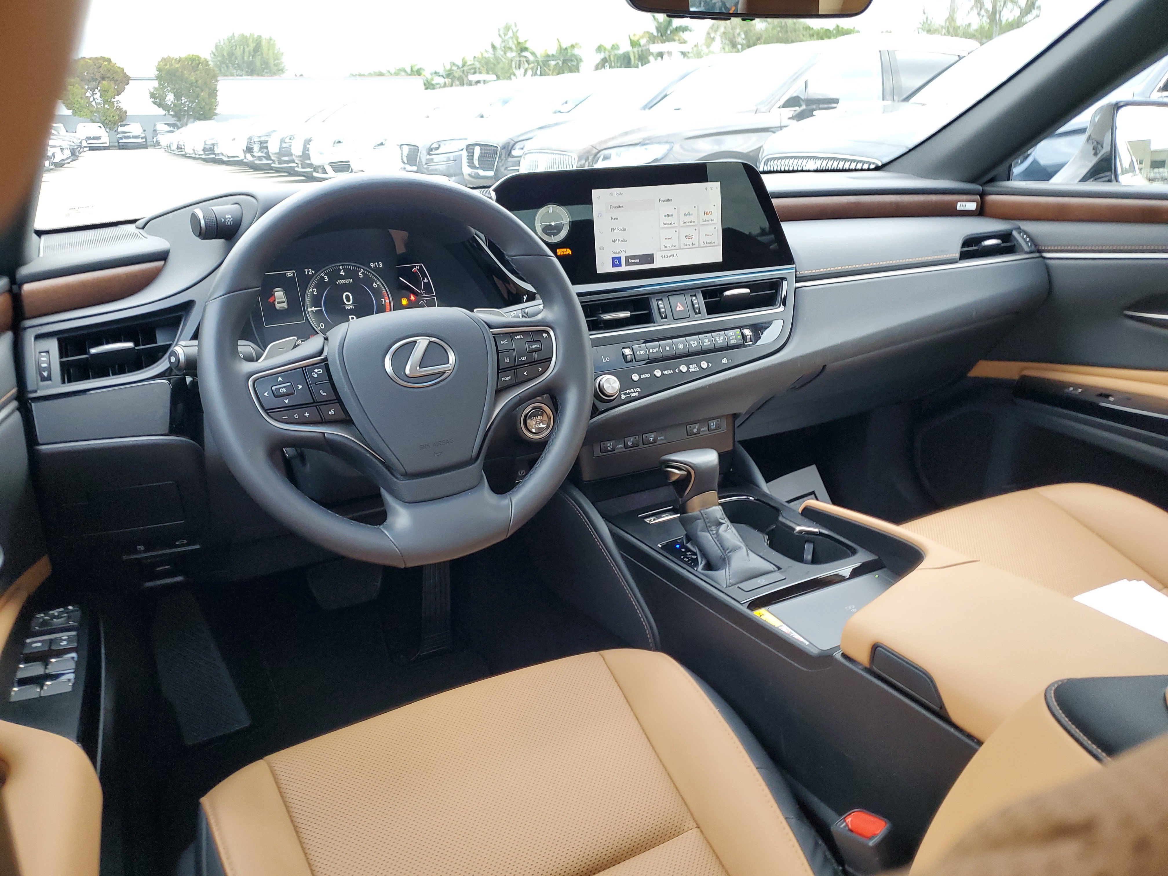 Used 2025 Lexus ES 350 350 image 12