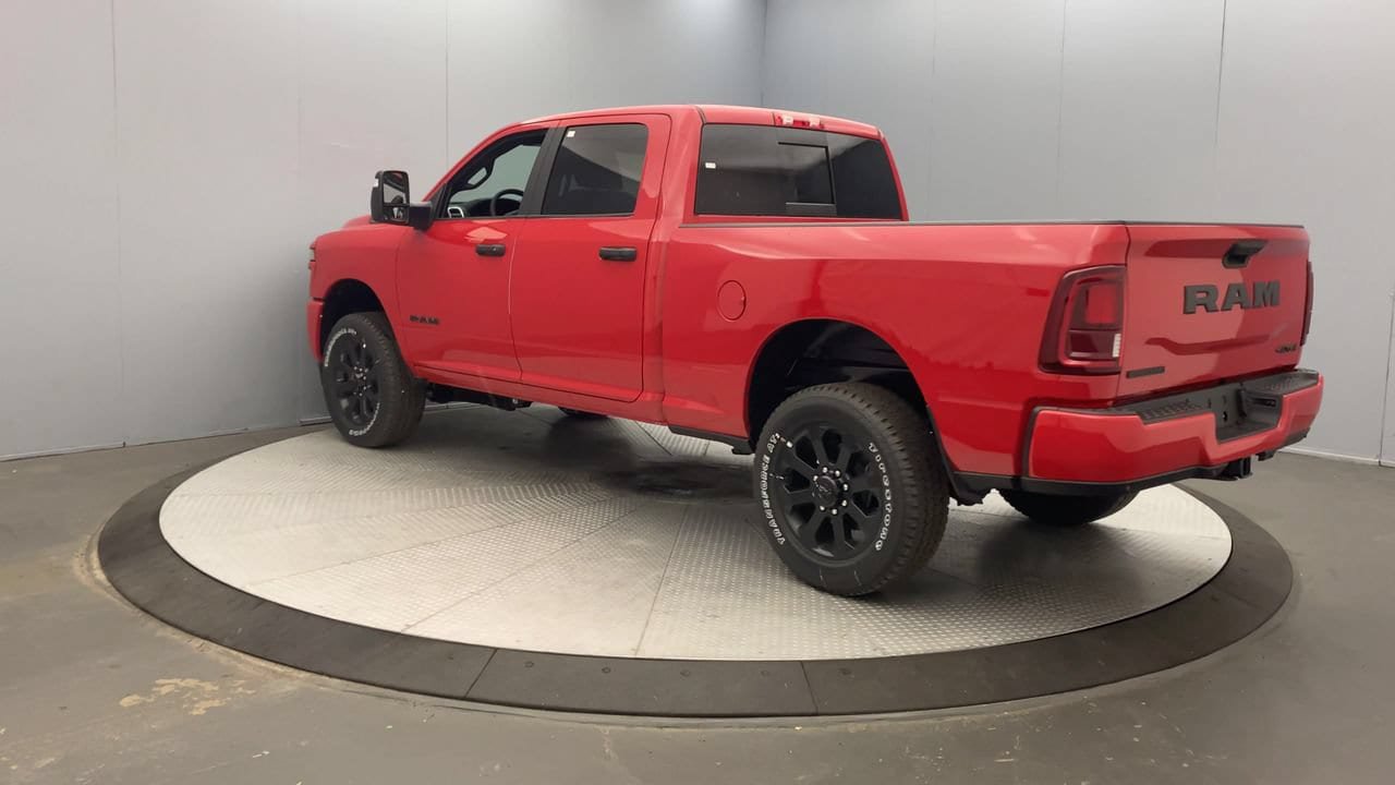 New 2026 RAM 2500 Big Horn AWD/4WD image 3