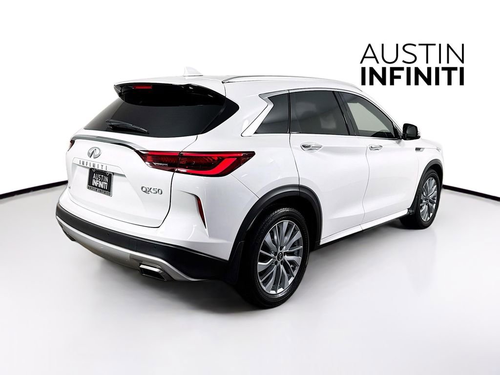 Used 2023 INFINITI QX50 Luxe AWD/4WD image 9