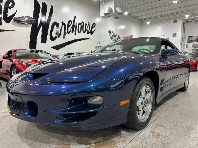 Used 2000 Pontiac Firebird Formula w/ Security Pkg RWD image 17