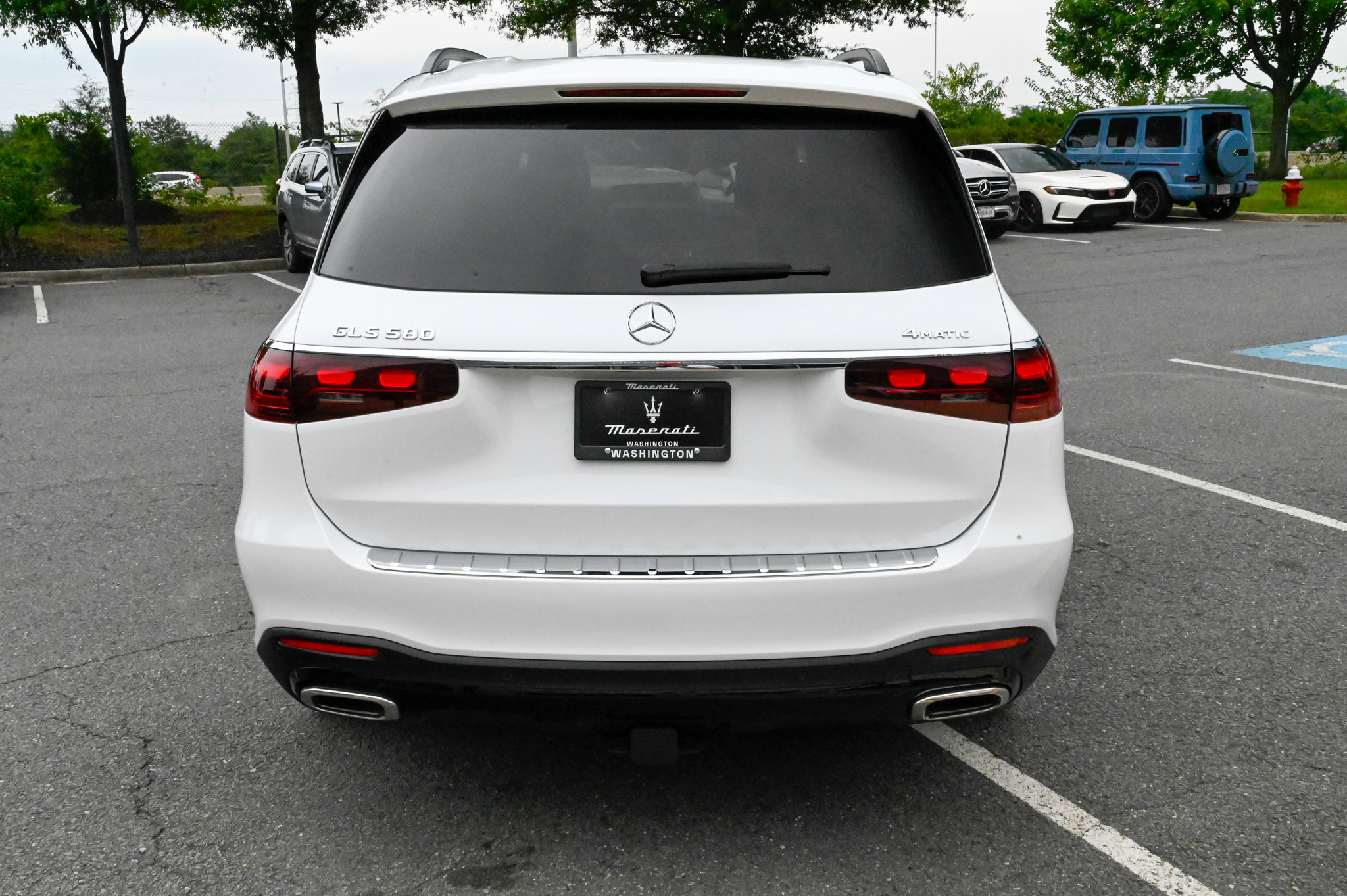 Used 2025 Mercedes-Benz GLS 580 4MATIC image 6