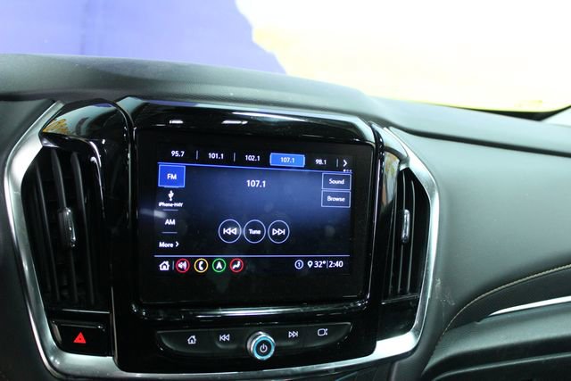 Used 2021 Chevrolet Traverse Premier w/ Redline Edition image 18