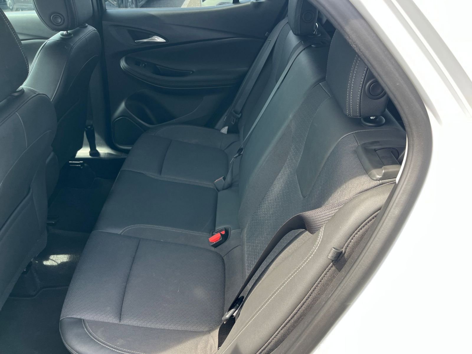 Used 2025 Buick Encore GX Preferred image 26