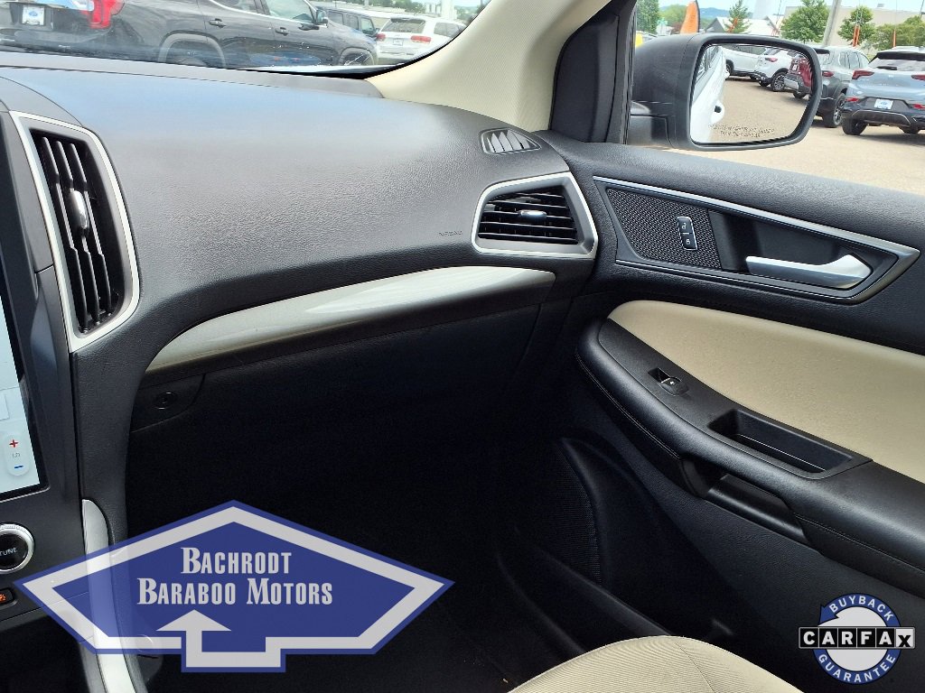 Used 2022 Ford Edge SE image 25