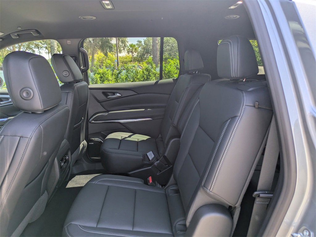 New 2026 Chevrolet Traverse LT w/ Enhanced Driving Package image 14