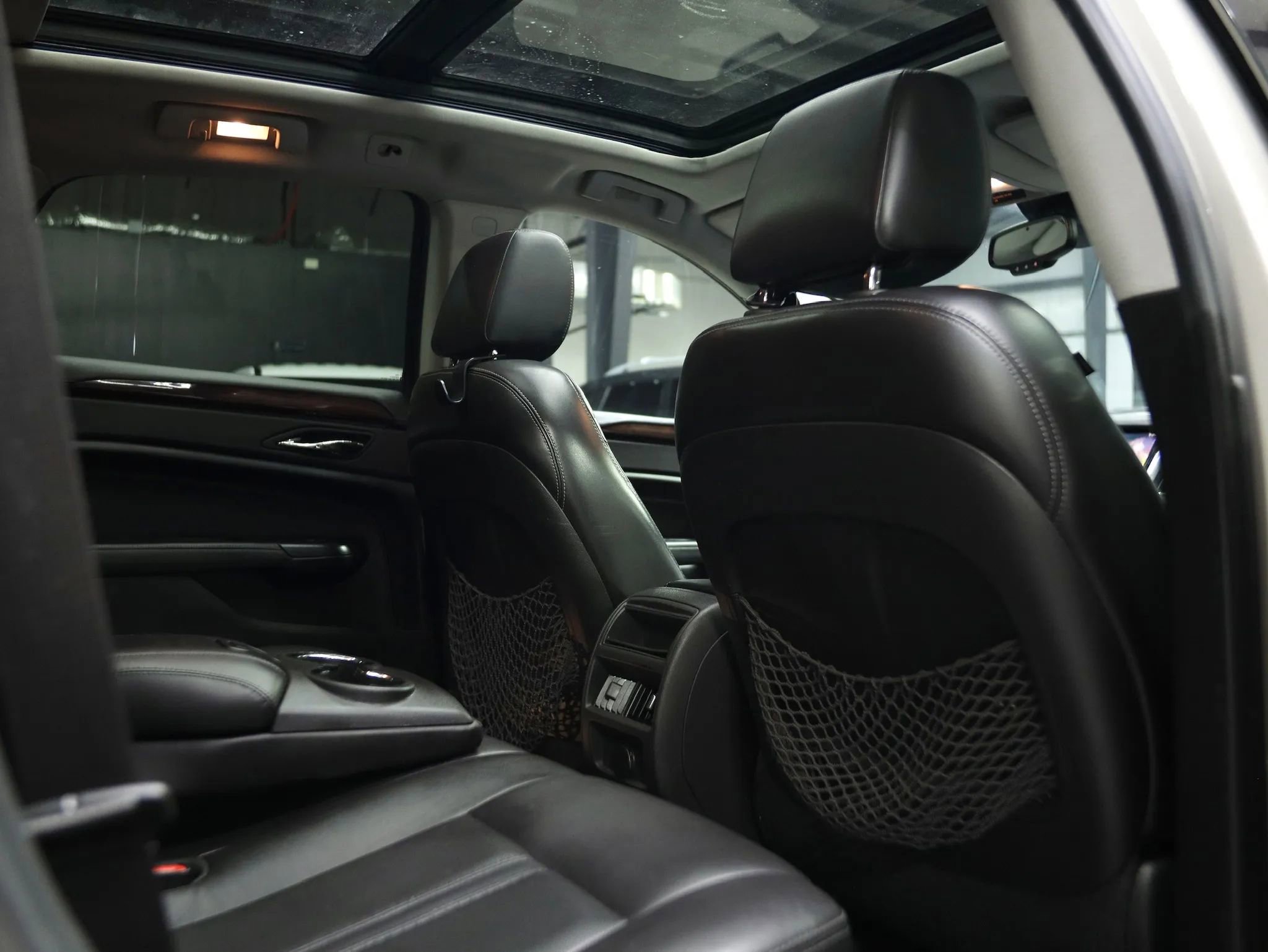 Used 2014 Cadillac SRX Luxury w/ Driver Awareness Package image 30