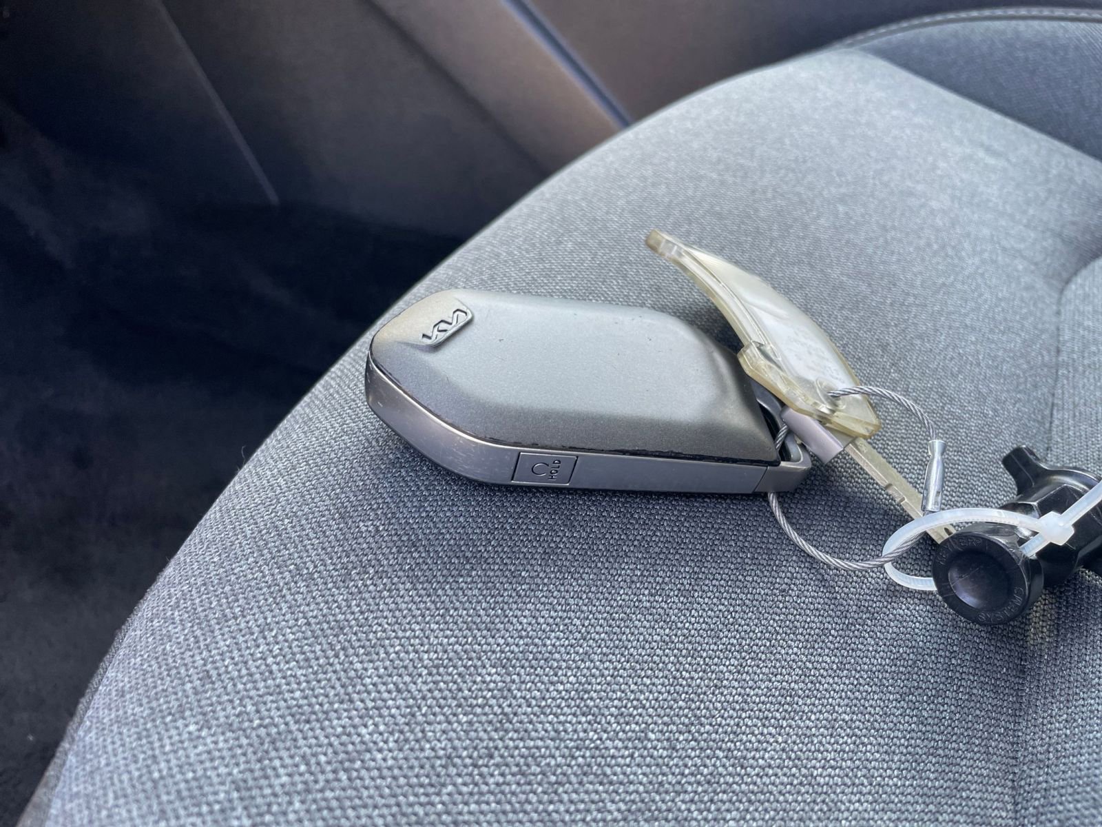 Used 2025 Kia K4 LXS image 24