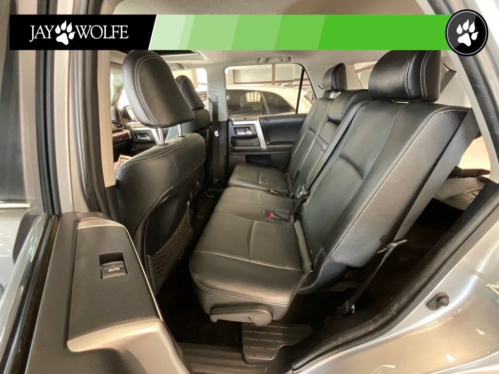 Used 2016 Toyota 4Runner Limited AWD/4WD image 21