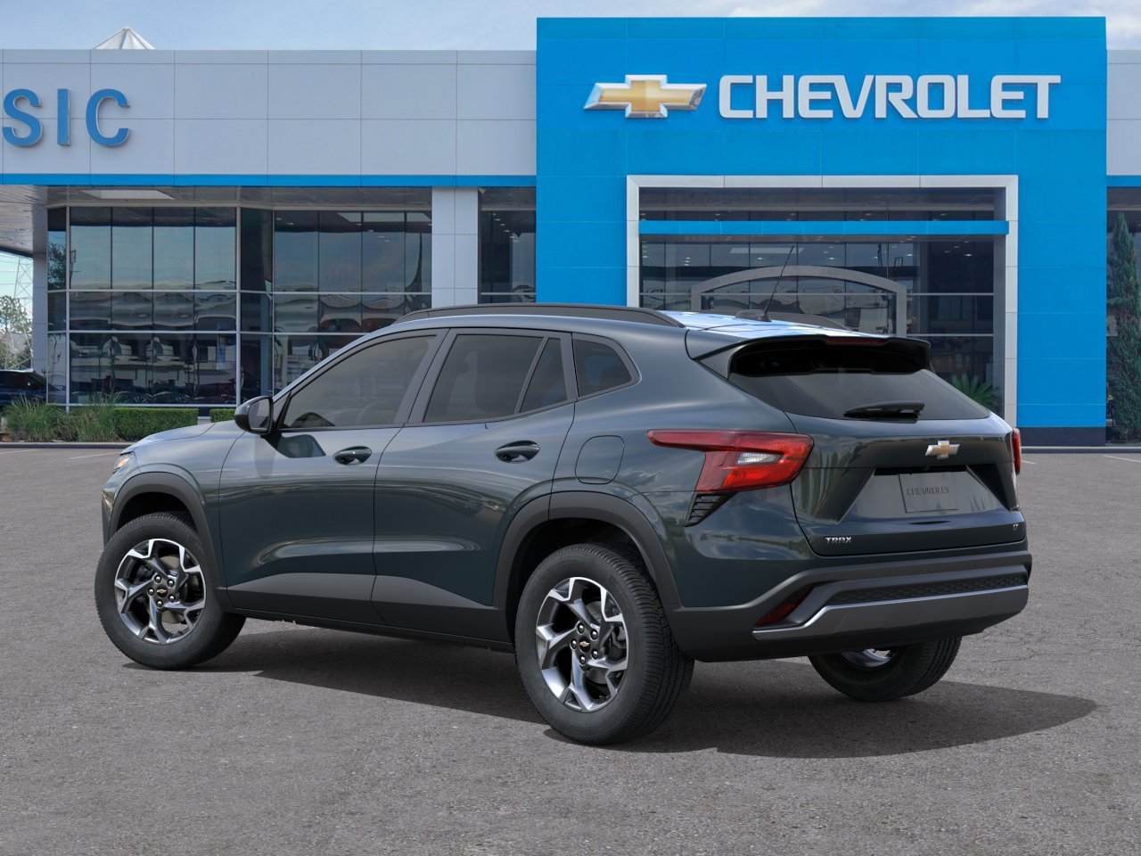 New 2026 Chevrolet Trax LT w/ Driver Confidence Package FWD image 3