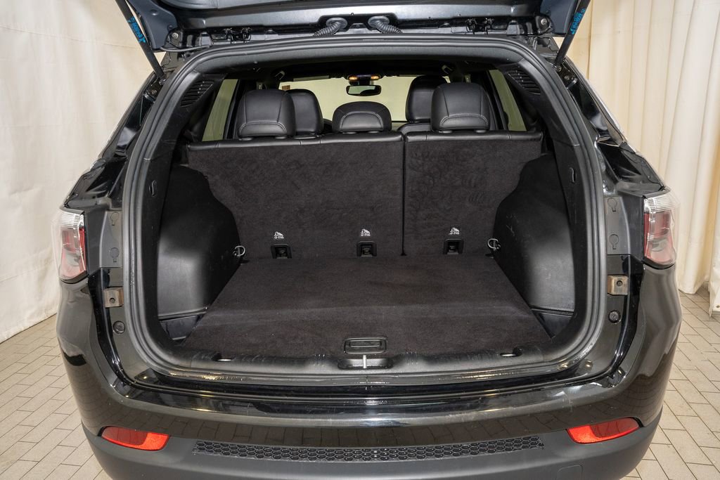 Used 2024 Jeep Compass Latitude image 5