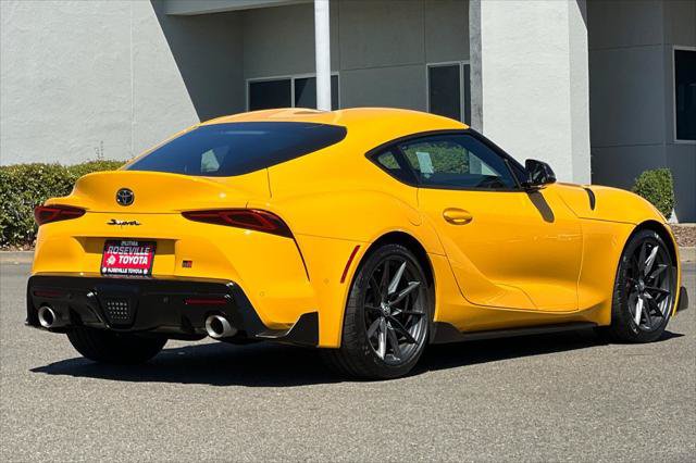 Certified 2023 Toyota Supra Premium w/ Driver Assist Package RWD video 2