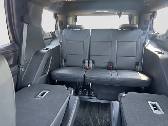 Used 2023 Chevrolet Tahoe Z71 w/ Luxury Package AWD/4WD image 21